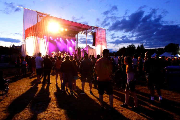 O que comer (e o que evitar) no Rock in Rio: guia para uma alimentação equilibrada