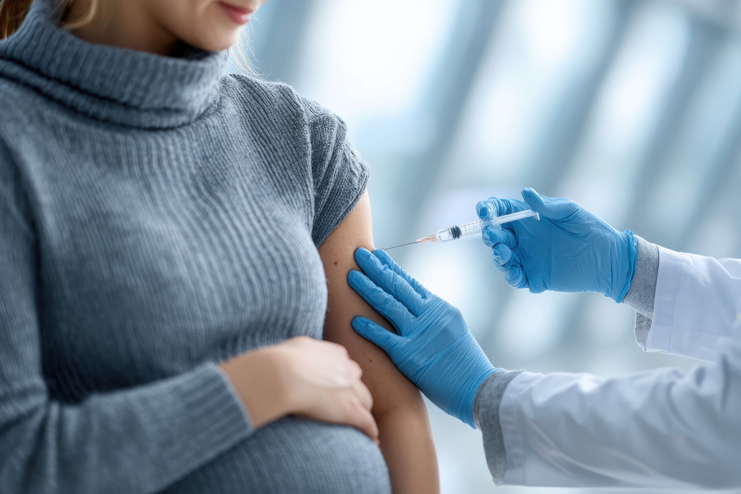 A vacina da gripe protege o bebê antes mesmo de nascer?